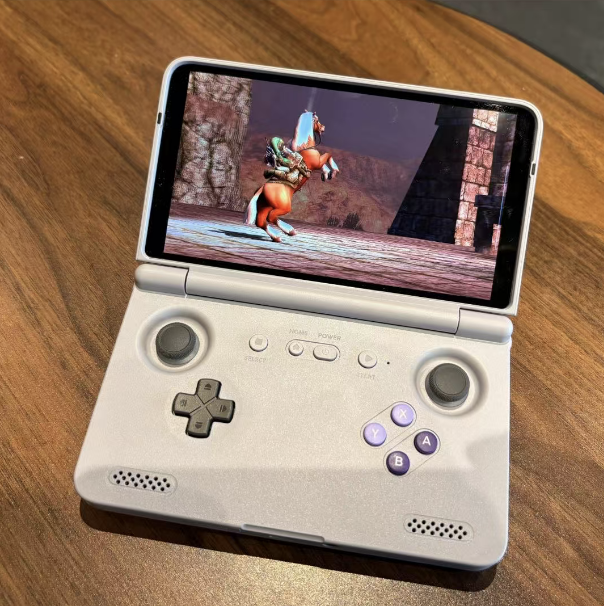 Retroid Pocket Flip 2 Handheld - Retro Gaming Devices incelemesi ve fiyatı